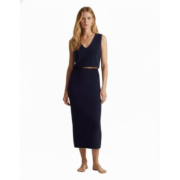 NWT Quince Mongolian Cashmere Fitted Midi in Navy Blue Knit Sweater Skirt L - Picture 2 of 7